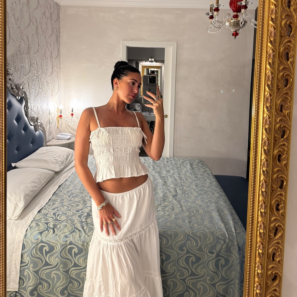 Meet your Posher, Desiree